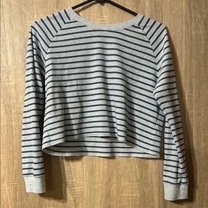 GAP Teen Cropped Waffle Knit Shirt Size XL Blue/Grey